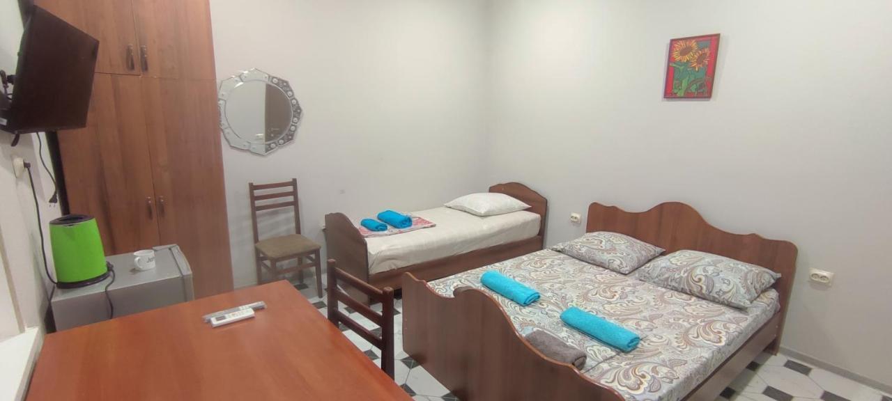 John'S Hotel Sukhumi Ngoại thất bức ảnh